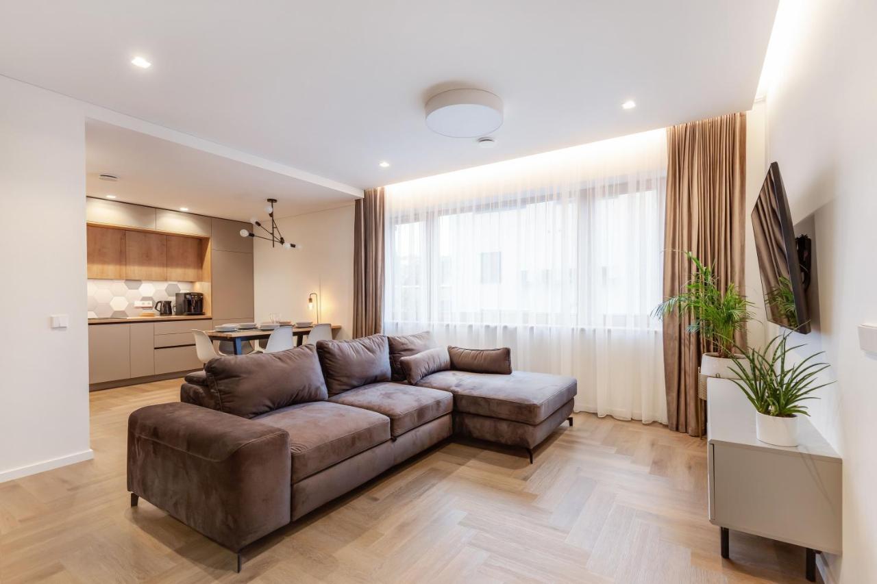 3 Bedroom Apart/24H Self Check In/Free Parking/Up To 6 People/ วิลนีอุส ภายนอก รูปภาพ